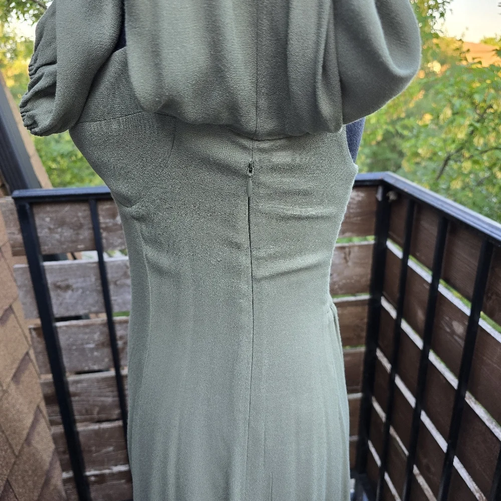 Aritzia Wilfred Novella Elegant Sage Long-Sleeve Dress - Picture 11 of 13